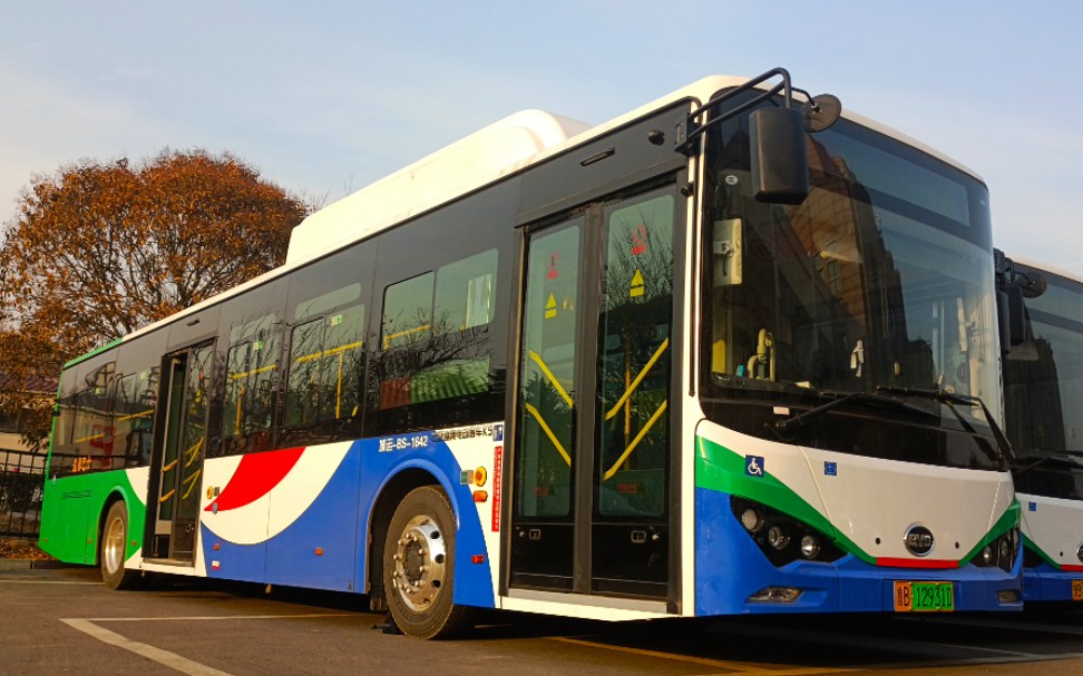 青岛城运控股交运集团购置的比亚迪byd6122b2ev1.